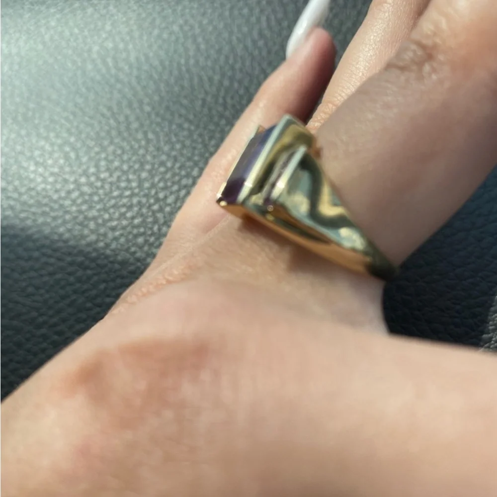 Real Gold Ring 10kt - Picture 3 of 6